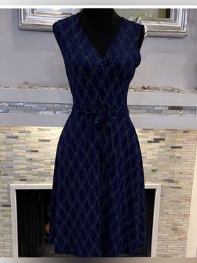 41 Hawthorn Navy Blue Green Geometric
Sleeveless Dress Tie Waist faux wrap S